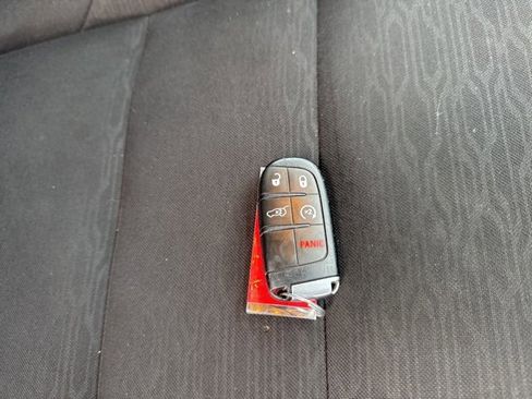 Used 2023 Dodge Durango GT image 6