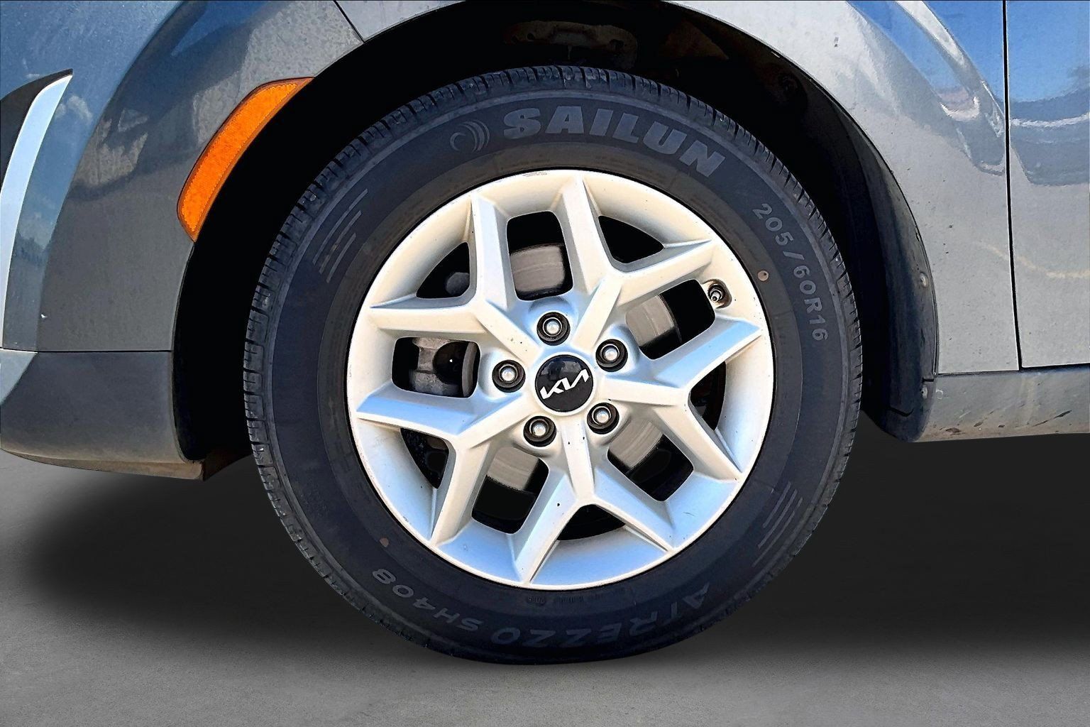 Used 2023 Kia Soul LX w/ Option Group 015 FWD image 8