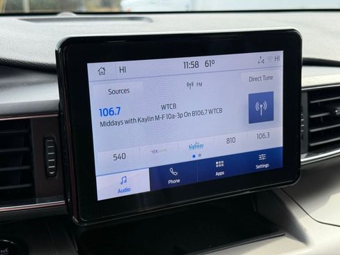 Certified 2023 Ford Explorer XLT w/ Equipment Group 202A image 29