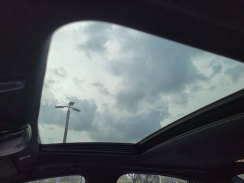 Used 2022 BMW 530i 530i w/ M Sport Package image 16