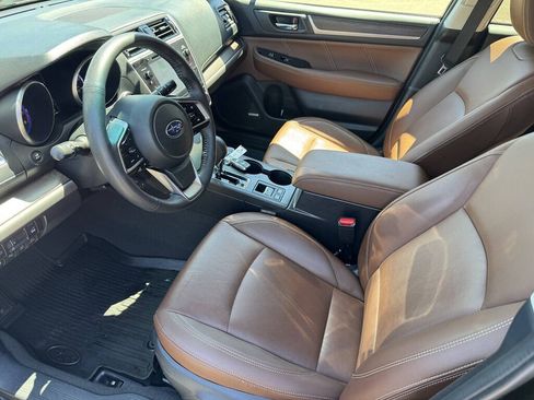 Used 2019 Subaru Outback 2.5i Touring w/ Popular Package #3A AWD/4WD image 15