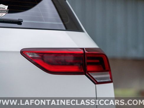 Used 2022 Volkswagen Golf R image 52