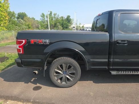 Used 2018 Ford F150 XLT w/ Equipment Group 302A Luxury AWD/4WD image 7