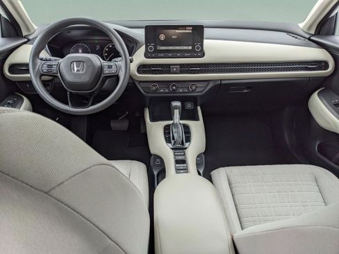 Used 2023 Honda HR-V LX image 10