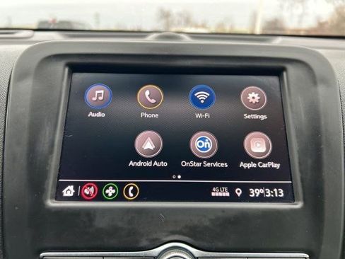 Used 2020 Chevrolet Equinox LS w/ LS Convenience Package image 22