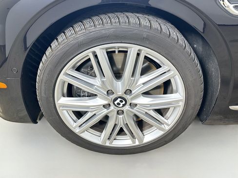Used 2024 Bentley Flying Spur V8 AWD/4WD image 53