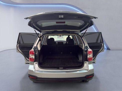 Used 2015 Subaru Forester 2.5i Limited image 11