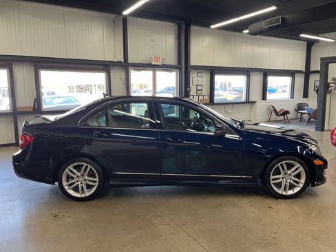 Used 2014 Mercedes-Benz C 300 4MATIC Sedan image 20
