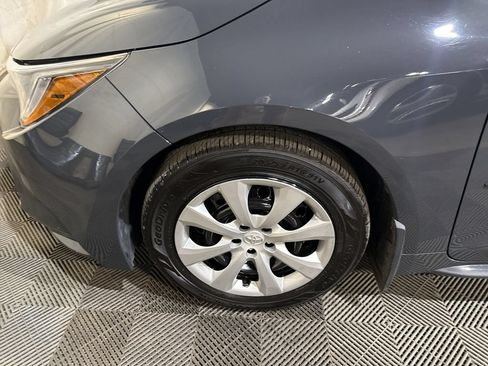 Used 2024 Toyota Corolla LE FWD image 18