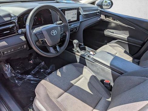 Used 2025 Toyota Camry LE FWD image 12
