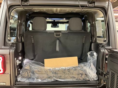 New 2026 Jeep Wrangler Rubicon w/ Steel Bumper Group image 14