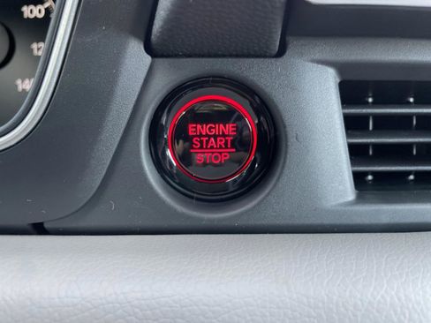 New 2025 Honda Pilot EX-L image 29