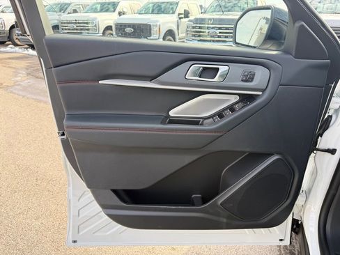 New 2026 Ford Explorer ST AWD/4WD image 6