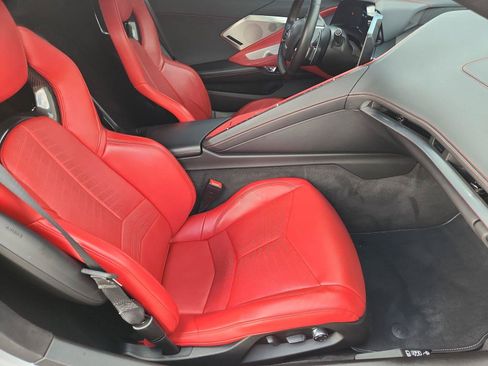 Used 2022 Chevrolet Corvette Stingray Preferred Cpe w/ Z51 Performance Package RWD image 25