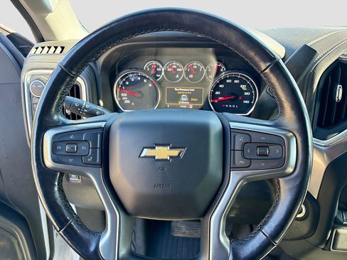 Used 2022 Chevrolet Silverado 1500 LT AWD/4WD image 11