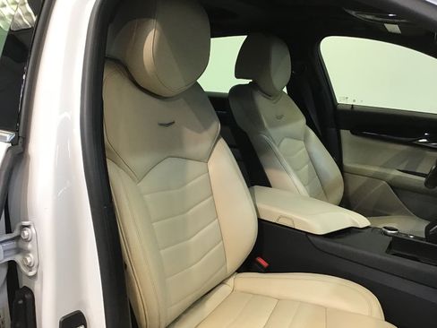 Used 2020 Cadillac CT6 Luxury image 20