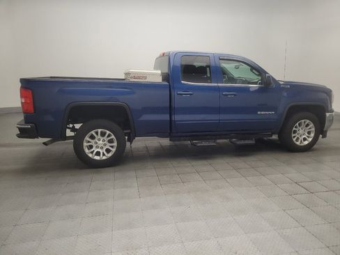 Used 2017 GMC Sierra 1500 SLE w/ SLE Value Package AWD/4WD image 10