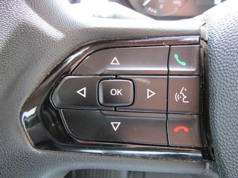 Used 2025 RAM ProMaster 2500 w/ Convenience Group FWD image 20