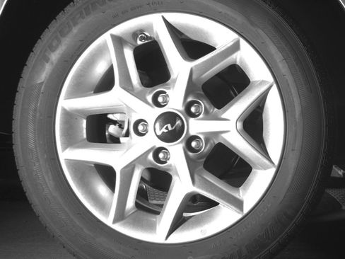 Used 2025 Kia Soul LX w/ LX Technology Package image 15