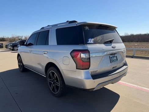 Used 2019 Ford Expedition Limited w/ Texas Edition Package image 8