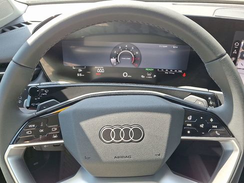 New 2026 Audi Q3 quattro 2.0T image 9