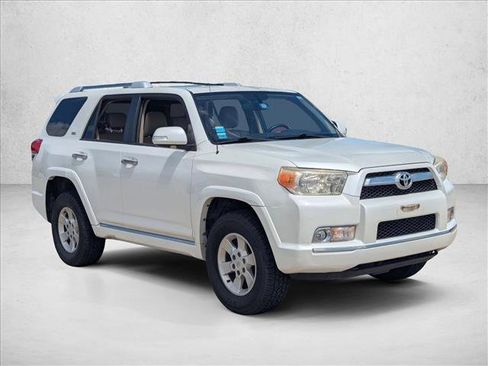 Used 2010 Toyota 4Runner SR5 image 3