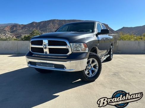 Used 2016 RAM 1500 Classic SLT image 1