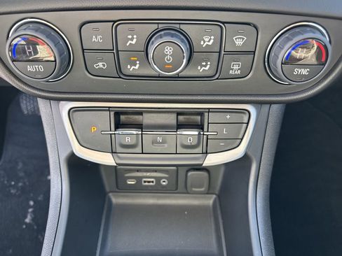 Certified 2023 GMC Terrain SLE w/ Driver Convenience Package image 16