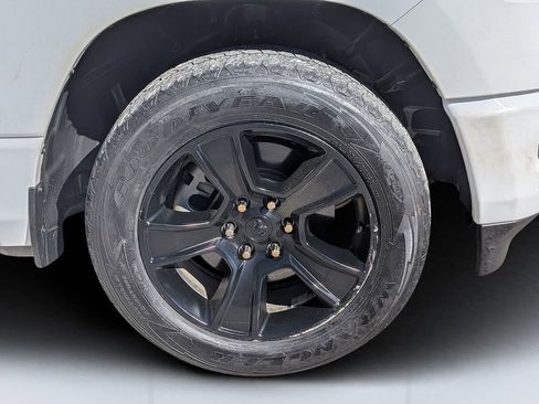 Used 2024 RAM 1500 Big Horn image 10