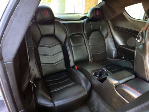 Used 2016 Maserati GranTurismo Sport RWD image 25