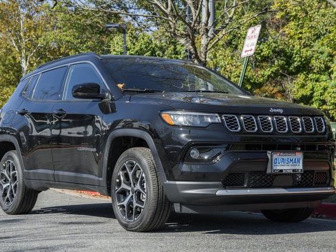 New 2026 Jeep Compass Limited AWD/4WD image 1