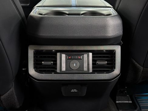 Used 2026 Ford F250 Platinum w/ FX4 Off-Road Package AWD/4WD image 43