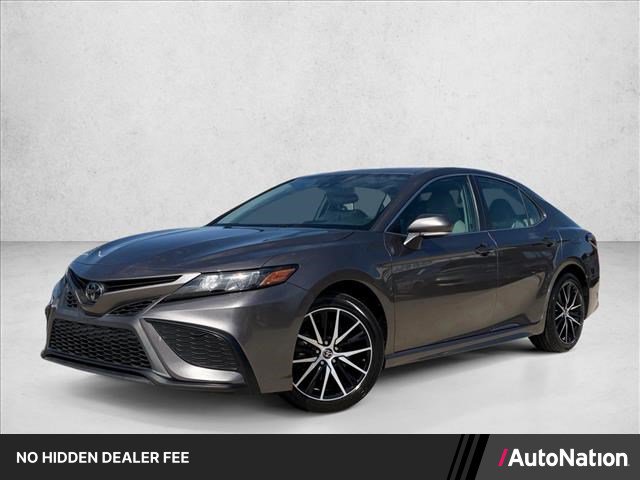 Used 2023 Toyota Camry SE FWD image 1