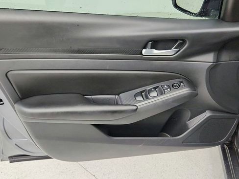 Used 2022 Nissan Altima 2.5 S image 10