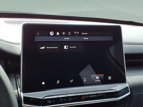 Used 2025 Jeep Compass Latitude w/ Altitude Special Edition image 29