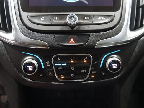 Used 2018 Chevrolet Equinox LT w/ Sun & Infotainment Package AWD/4WD image 33