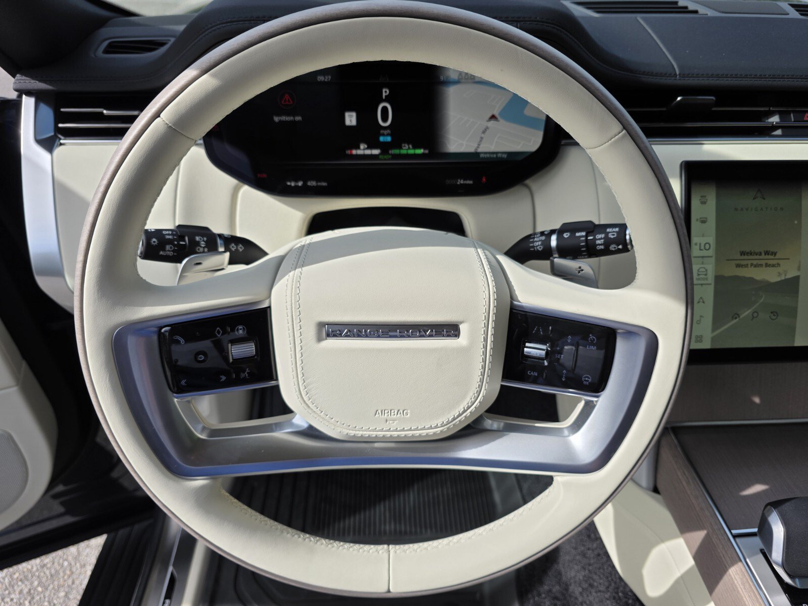 New 2026 Land Rover Range Rover SE AWD/4WD image 15