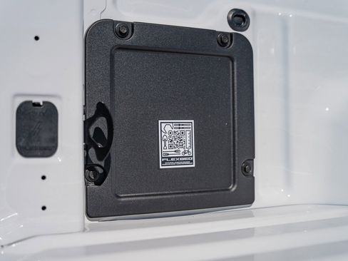 New 2025 Ford Maverick XL image 11