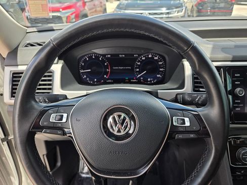 Used 2018 Volkswagen Atlas SEL Premium AWD/4WD image 28