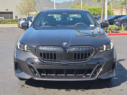 Used 2026 BMW 530i w/ M Sport Package RWD image 3