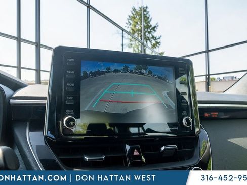 Used 2022 Toyota Corolla SE image 8