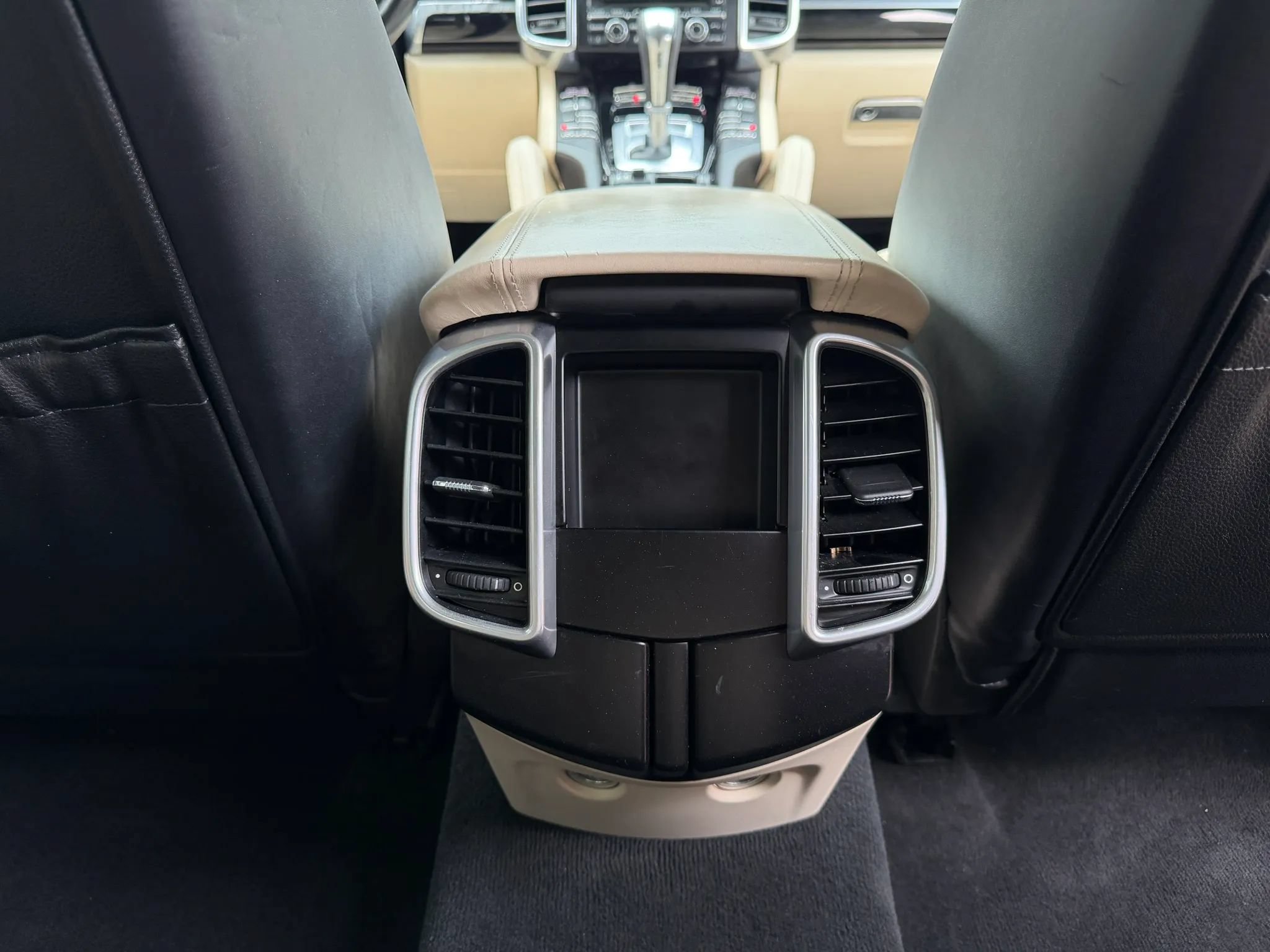 Used 2016 Porsche Cayenne S AWD/4WD image 37
