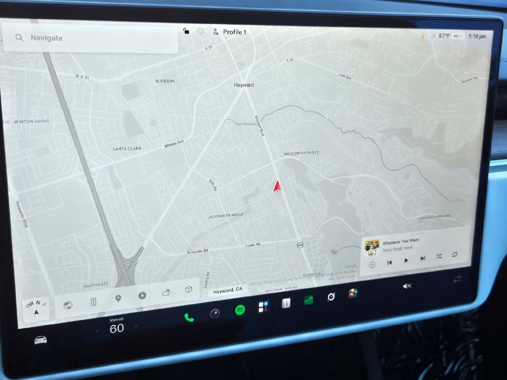 Used 2023 Tesla Model S Standard Range AWD/4WD image 21