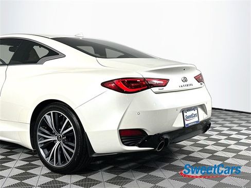 Used 2021 INFINITI Q60 3.0t Luxe w/ Essential Package image 42