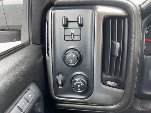 Used 2017 Chevrolet Silverado 2500 High Country image 31
