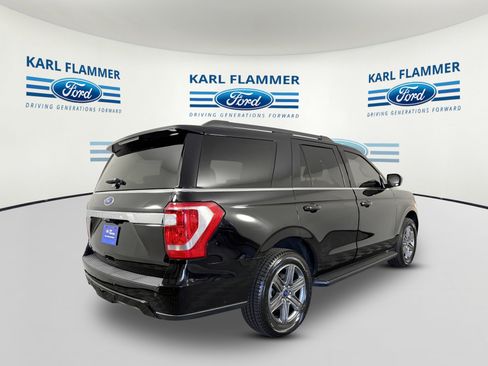 Certified 2021 Ford Expedition XLT w/ Black Accent Package image 3