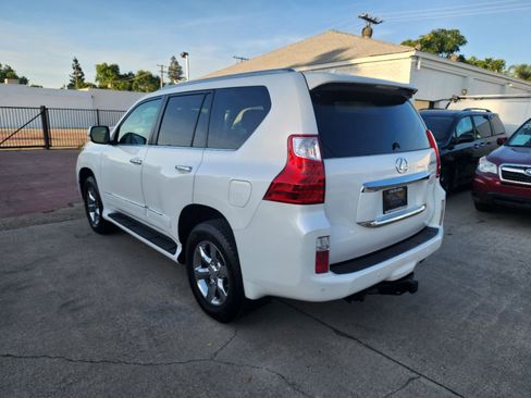 Used 2013 Lexus GX 460 w/ Convenience Pkg AWD/4WD image 3