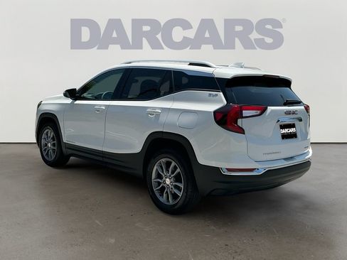 Used 2023 GMC Terrain SLT w/ Infotainment Package II AWD/4WD image 5