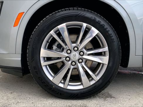 Used 2024 Cadillac XT6 Premium Luxury FWD image 9