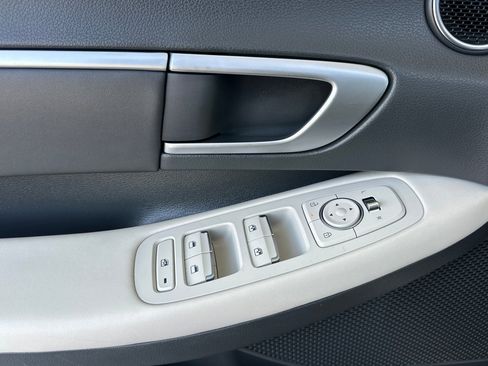 Used 2024 Hyundai Sonata SEL FWD image 10